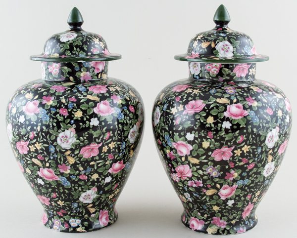Vases covered pair of c1913